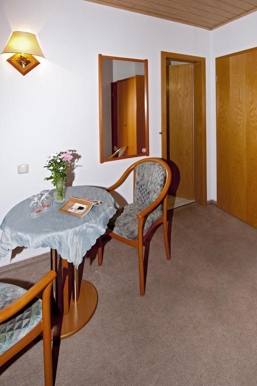 Pension Cafe Suzette Гота Номер фото